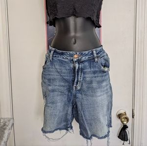 Size 14 Maurice Shorts